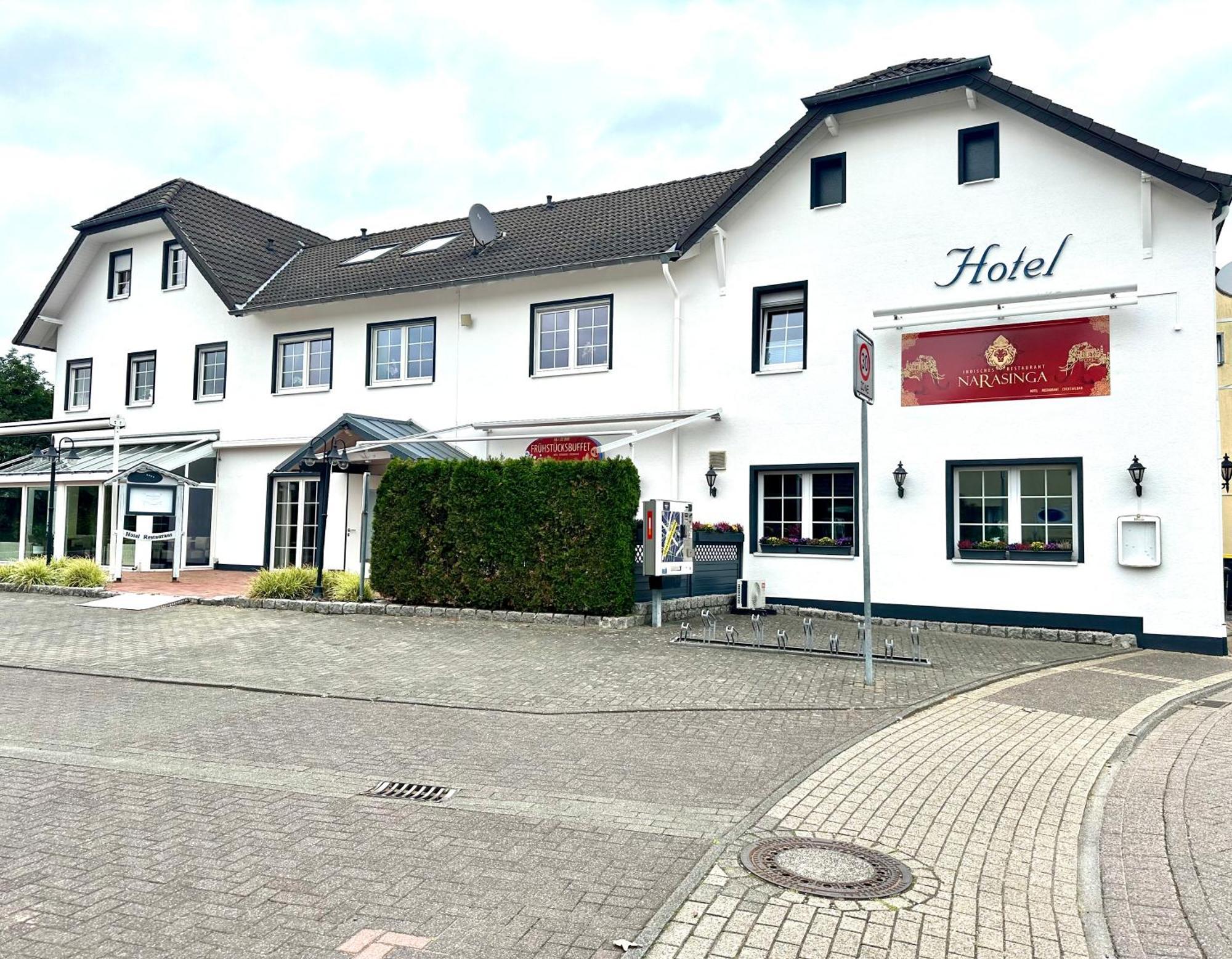 Hotel Restaurant Narasinga Wassenberg ภายนอก รูปภาพ