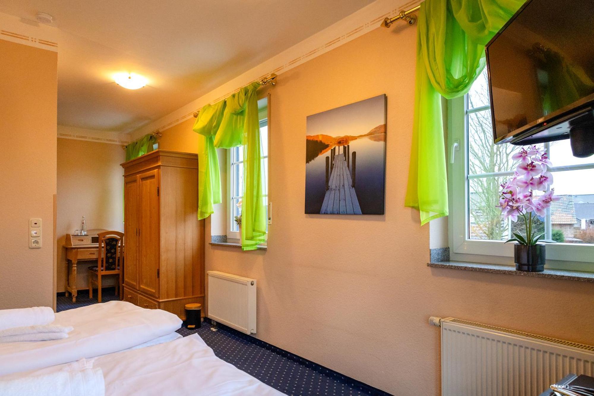 Hotel Restaurant Narasinga Wassenberg ภายนอก รูปภาพ