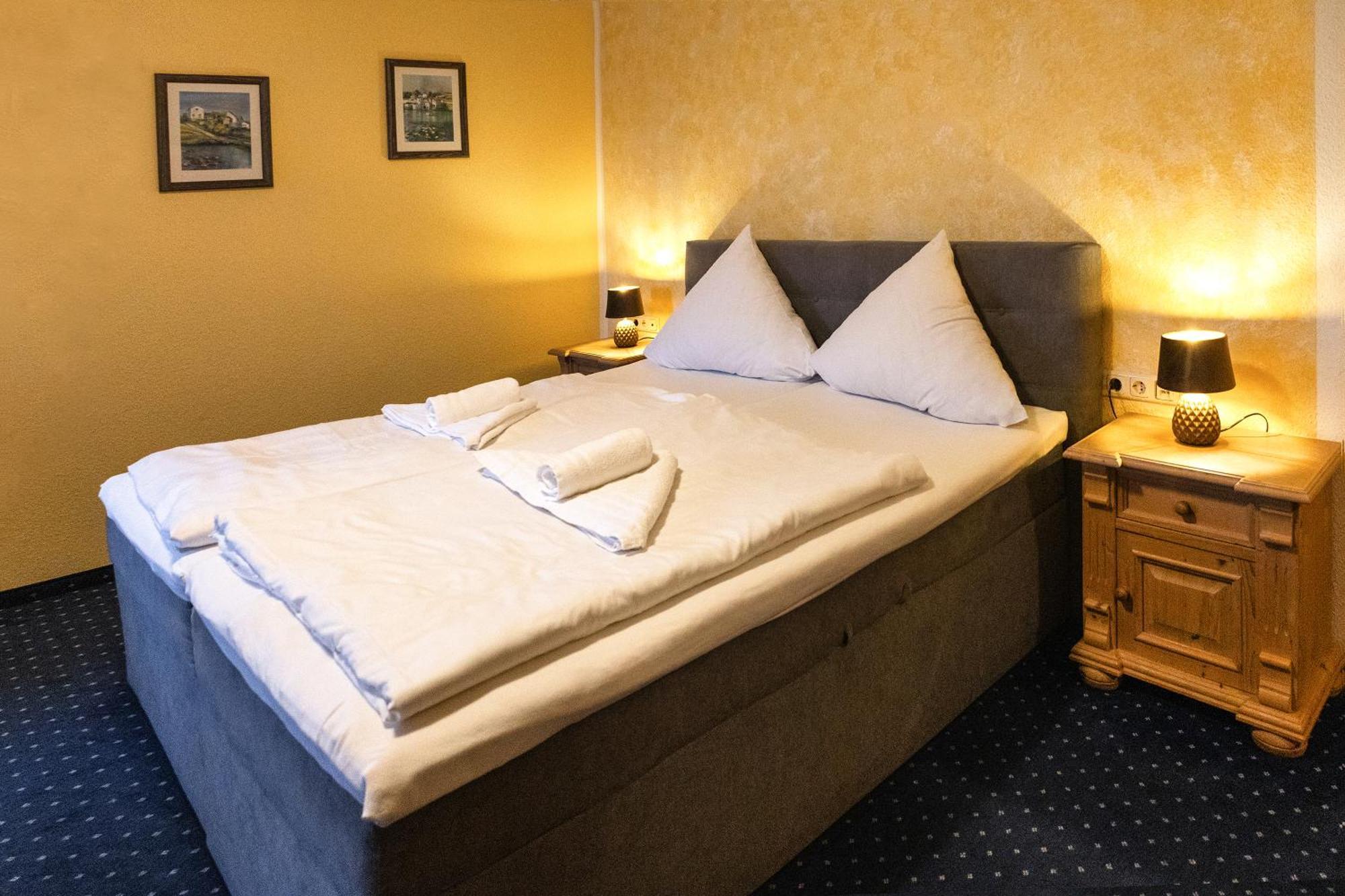 Hotel Restaurant Narasinga Wassenberg ภายนอก รูปภาพ