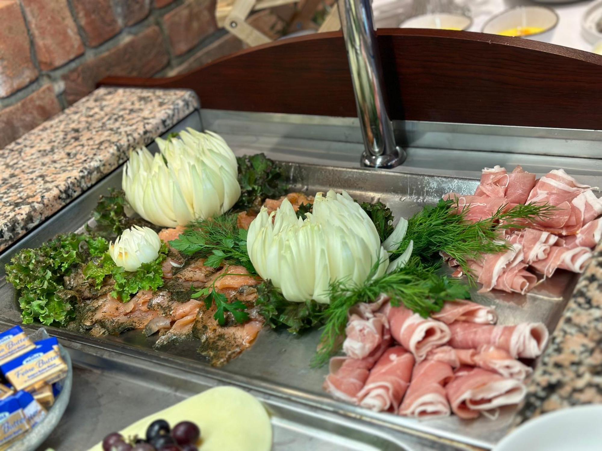 Hotel Restaurant Narasinga Wassenberg ภายนอก รูปภาพ